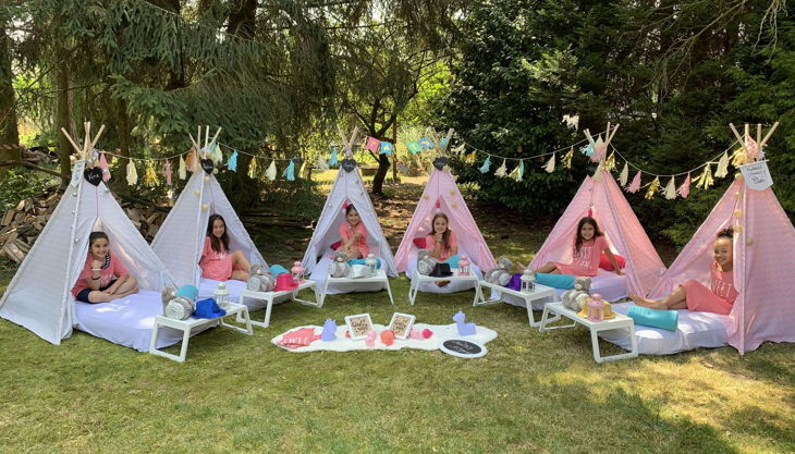 Unvergessliche Übernachtungsparty in unseren CoolforKids Tipi Zelten