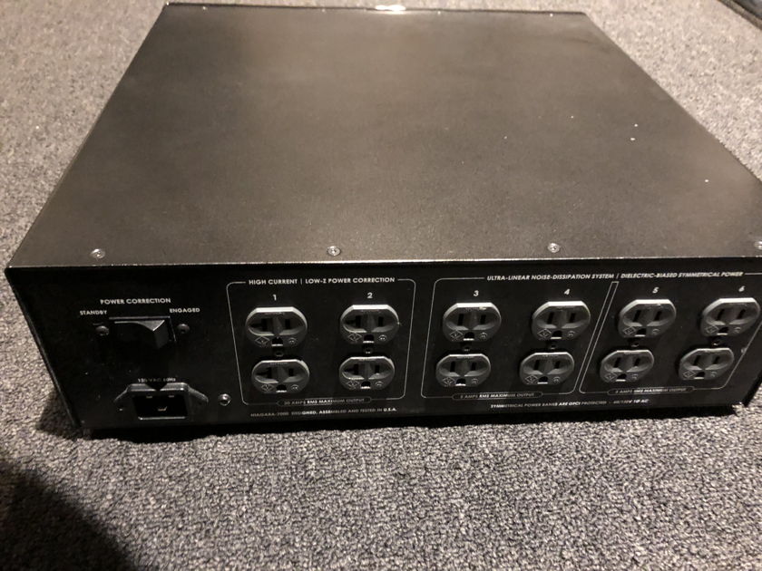 AudioQuest Niagara 7000 Newly released line conditioner