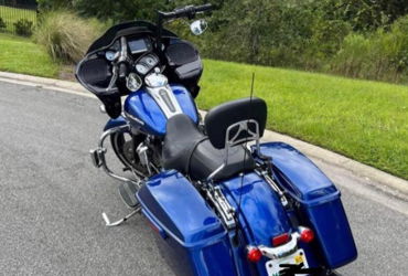2017 HARLEY-DAVIDSON TOURING ROAD GLIDE motorcycle for rent near Middleburg, FL
