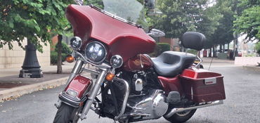 2010 HARLEY-DAVIDSON FLHTC ELECTRA GLIDE CLASSIC (LUX COLORS) motorcycle for rent near HARRISON, NJ