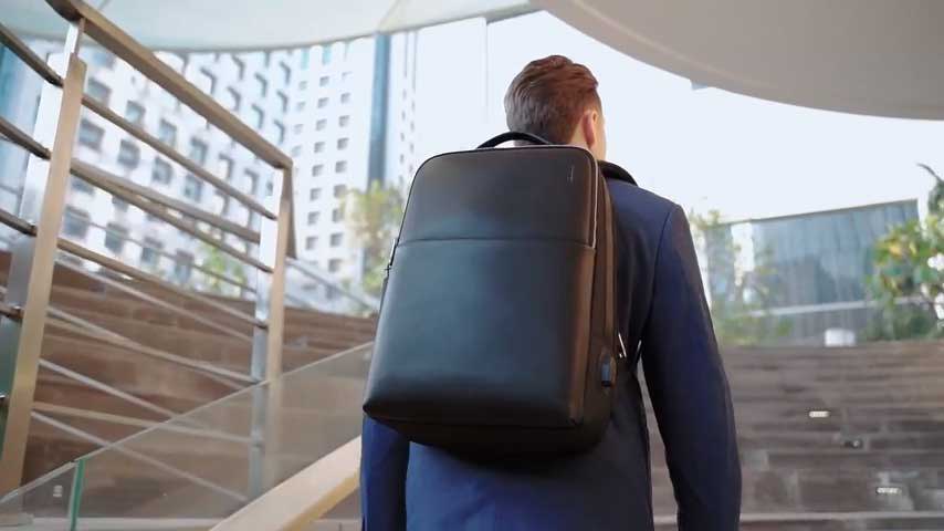 おしゃれなボックス型】キール 通勤ビジネスリュック by BRODERIK