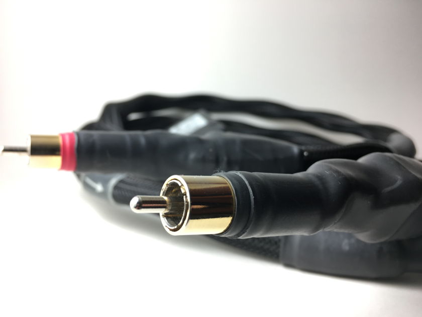 Synergistic Research Tesla APEX  1m RCA