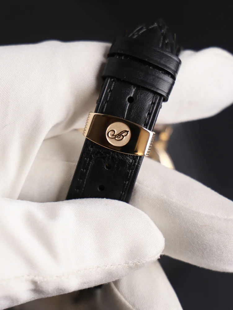 Yellow Gold Silver Dial