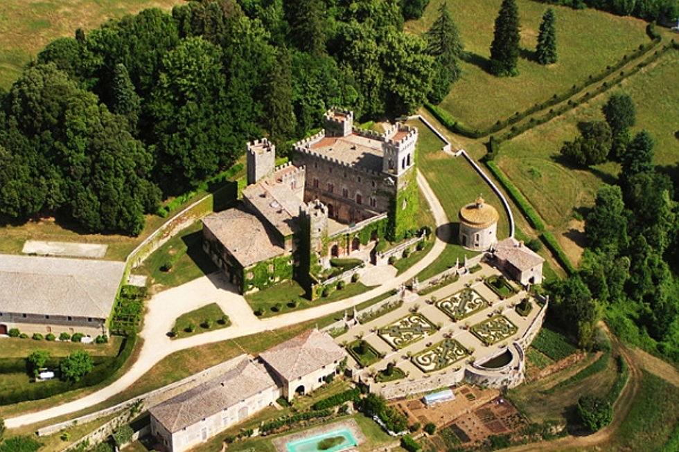  Siena (SI)
- Castello-di-Celsa.jpg