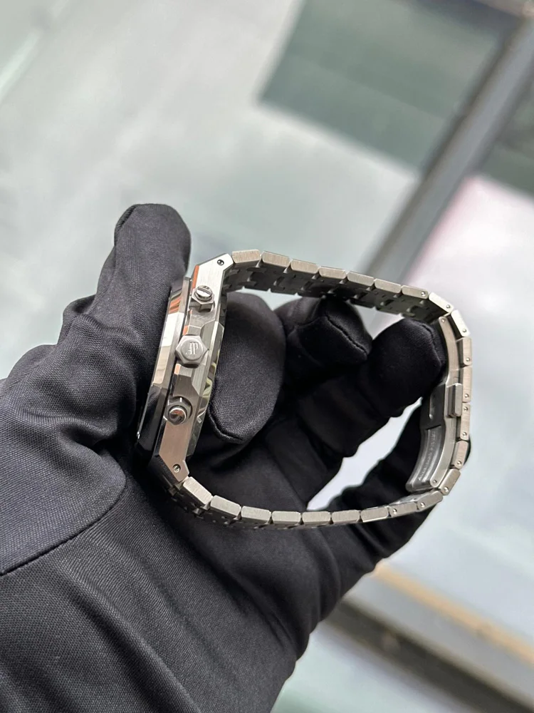 Full set unworn 2025