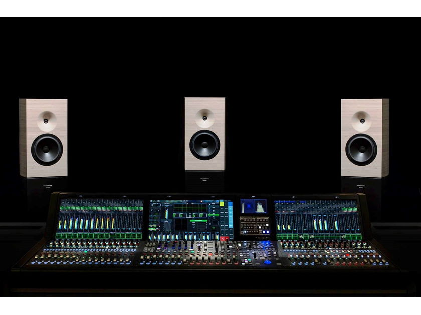 Philharmonia  Consumer monitor system 64 bit DSP x2, 700w X 4, studio grade wave guides