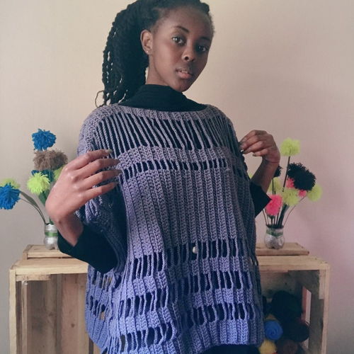 DISTRESSED WATER-FALL SWEATER