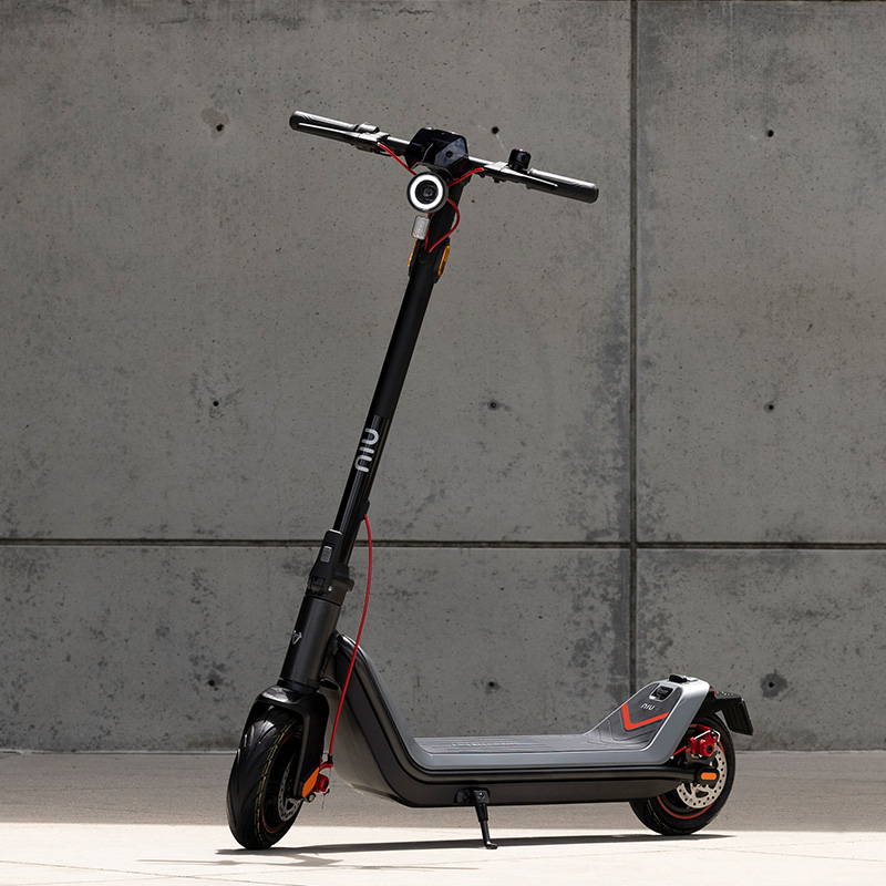 NIU - KQi3 Max Foldable Electric Kick Scooter w/ 40 mi Max - general for  sale - by owner - craigslist