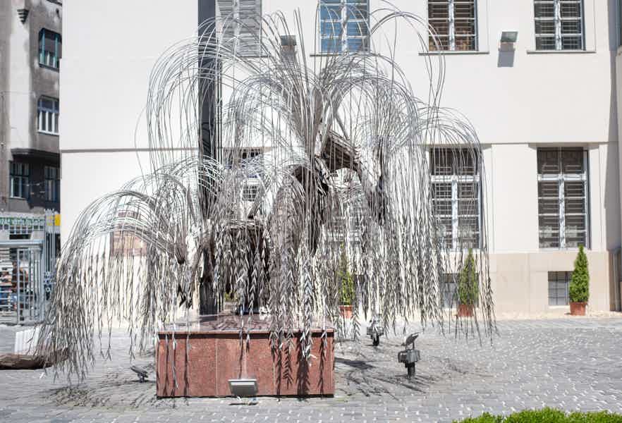 Original Budapest Alternative Street Art & Jewish Tour - photo 3