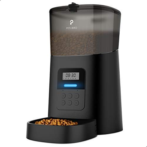 WellToBe Automatic Pet Feeder with TwoWay Splitter and Double Bowls vs