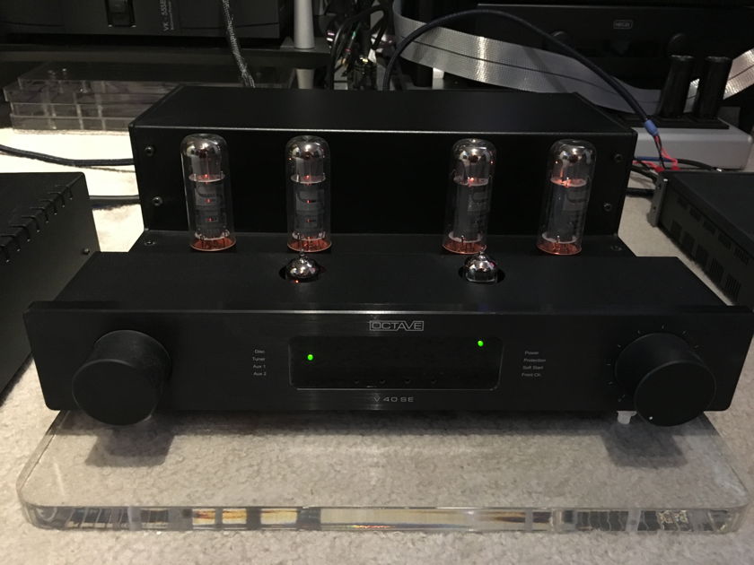 Octave Audio V40se with Black box power supply