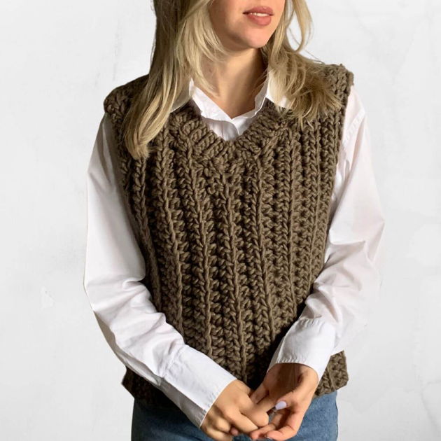 UNDENIABLE GROWTH WOVEN VEST