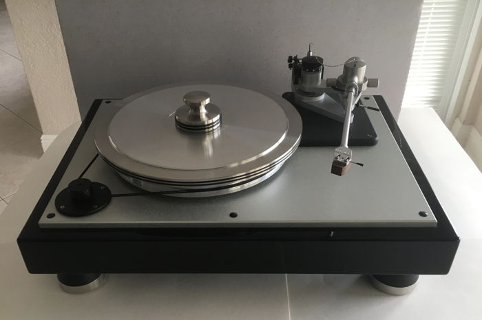 VPI  Classic 4 Turntable with  12.5 Arm with Discovery ...