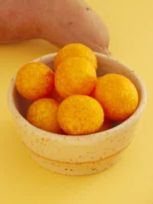 Fried Banana Balls · Southeast Asian Recipes · Nyonya Cooking