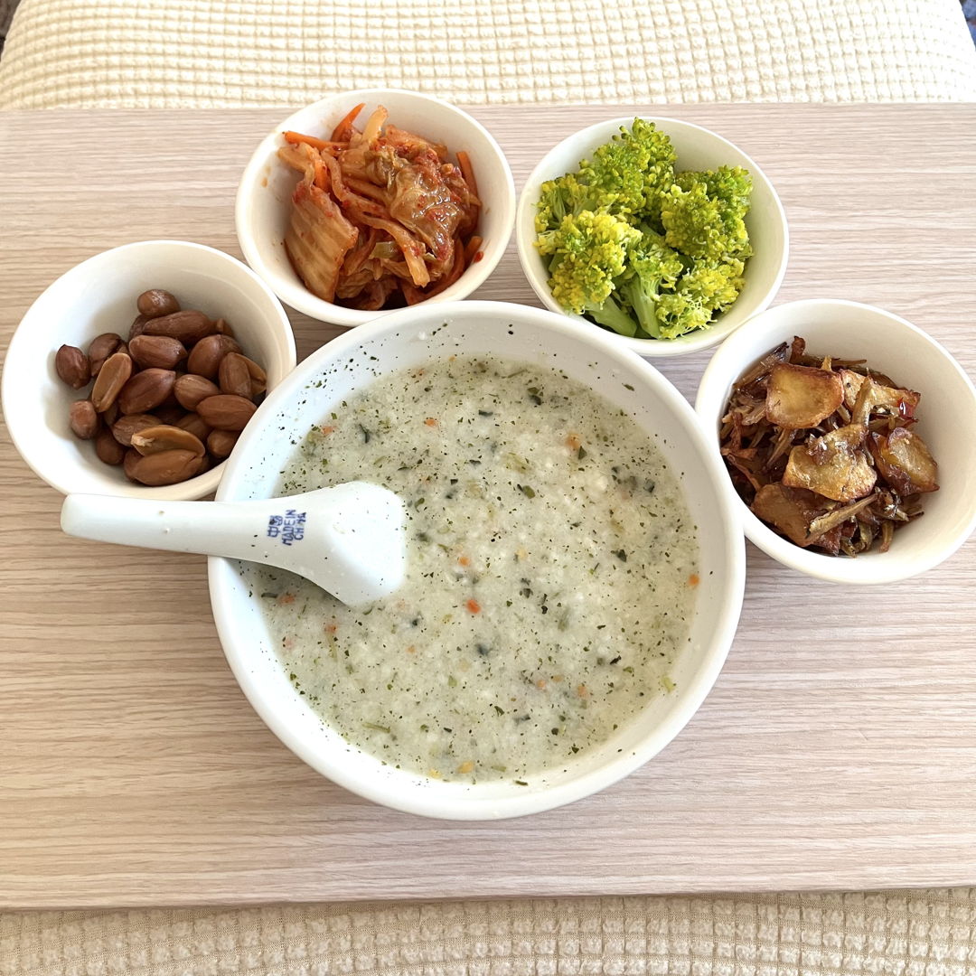 Porridge with side dishes 😁🙏🏻