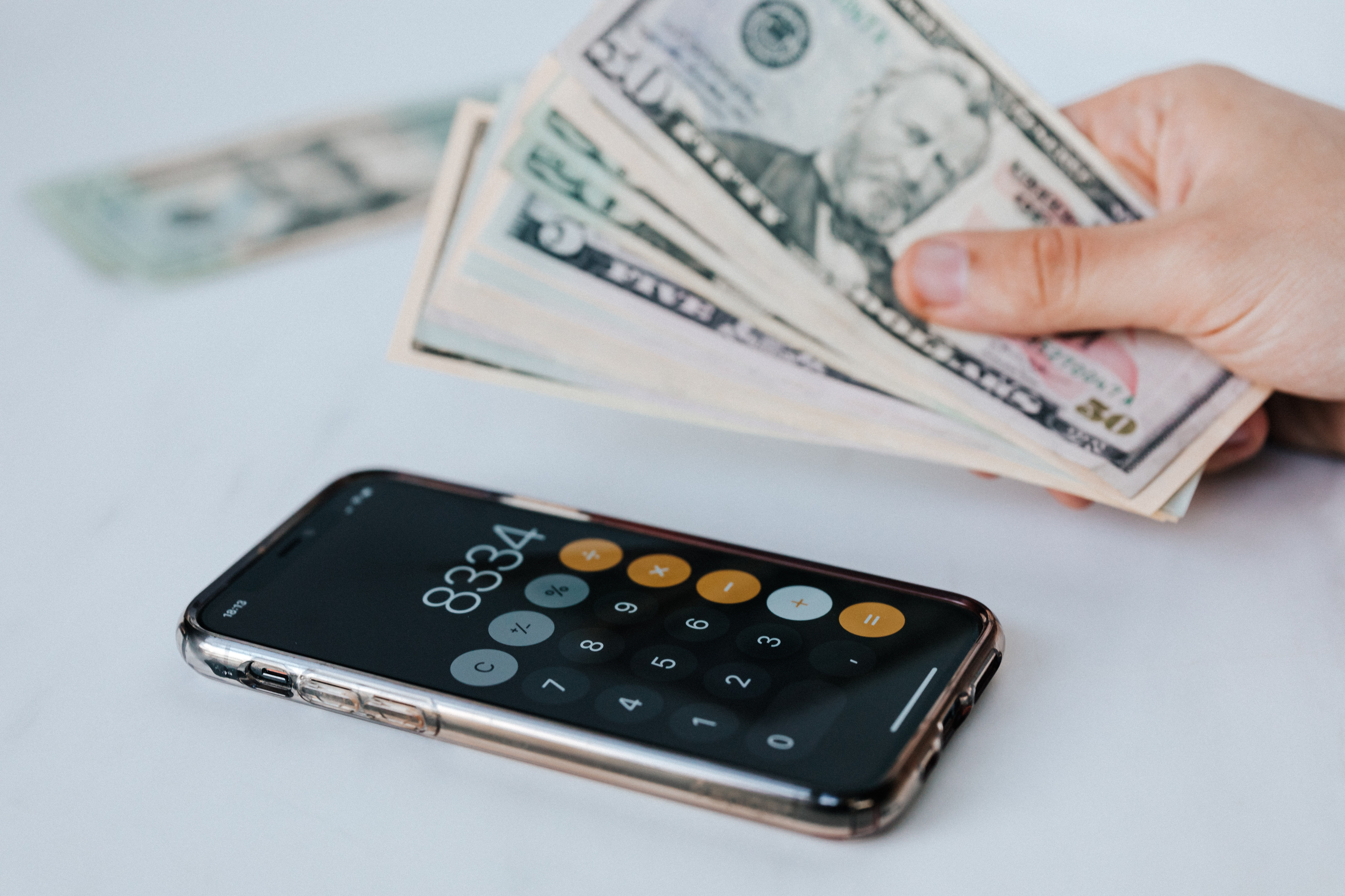 Organize suas finanças pessoais. Fonte: Pexels.