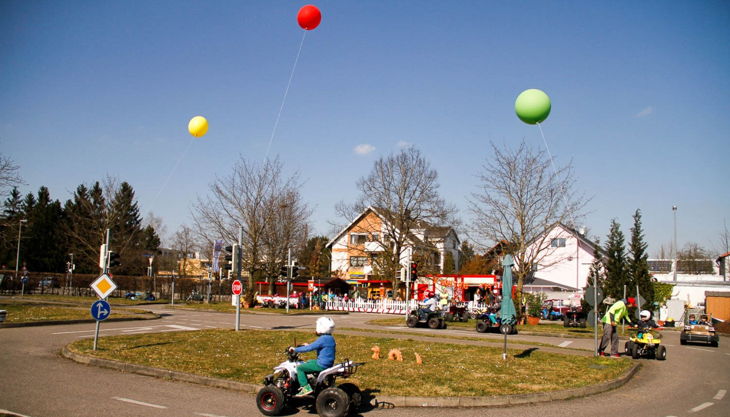 kiddi car autos gelände und café
