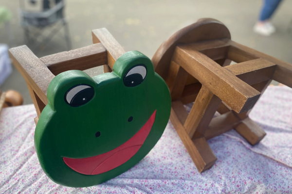 Children's Wooden Stool FROG Themed Chair Toddlers Step sitting Stool - Image 2