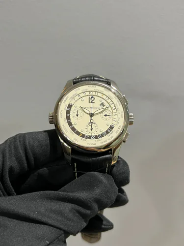 Girard Perregaux WW.TC TRAVELLER CHRONOGRAPH