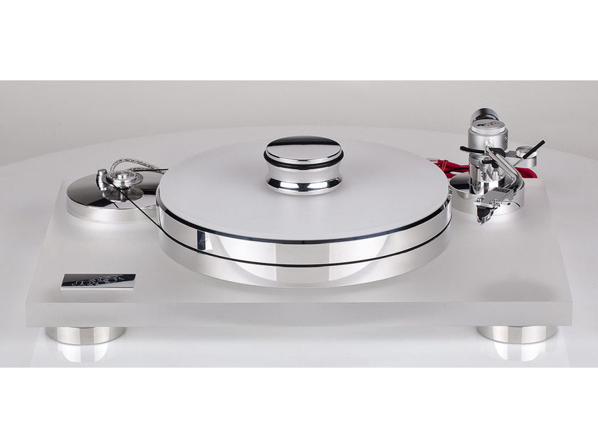 The stunning Rossini  turntable with FREE tonearm and cartridge