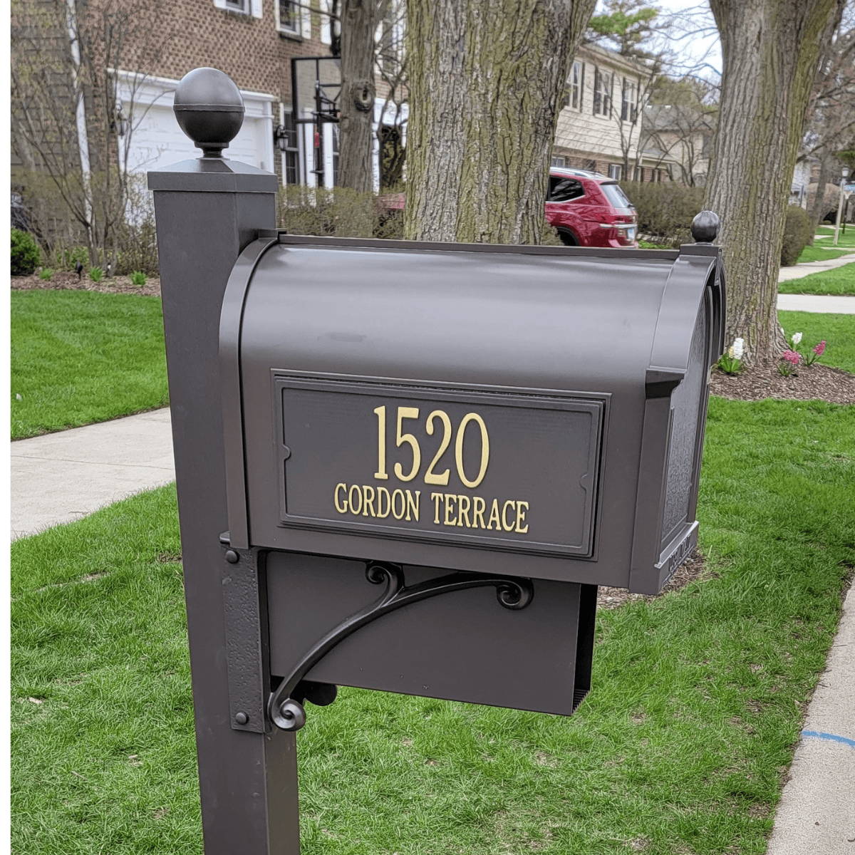 Whitehill Deluxe Mailbox Installation - Deerfield, IL
