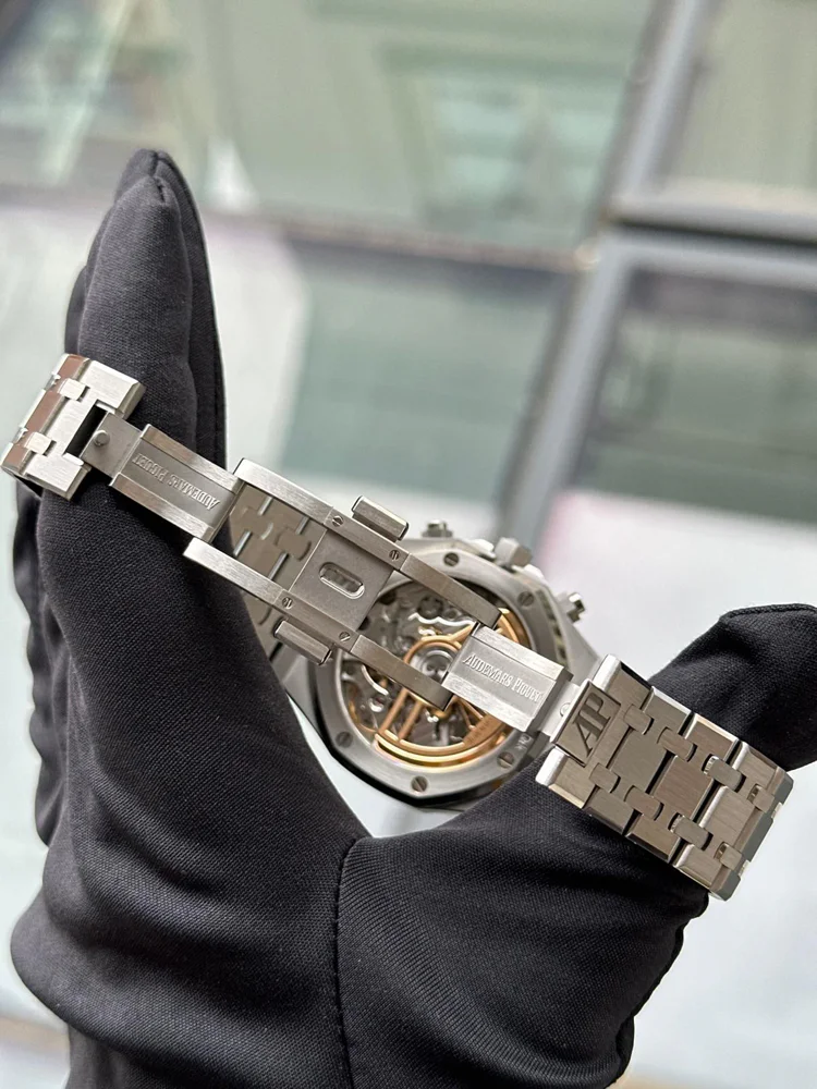 Full set unworn 2025