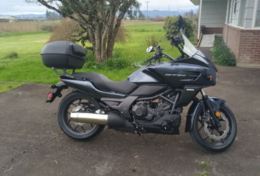 2015 HONDA CTX700 motorcycle for rent near Siletz, OR