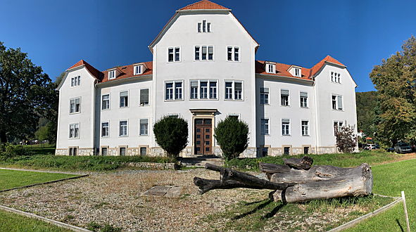  Graz
- Land- und fortwirdschaftliche Fachschule Alt-Grottenhof