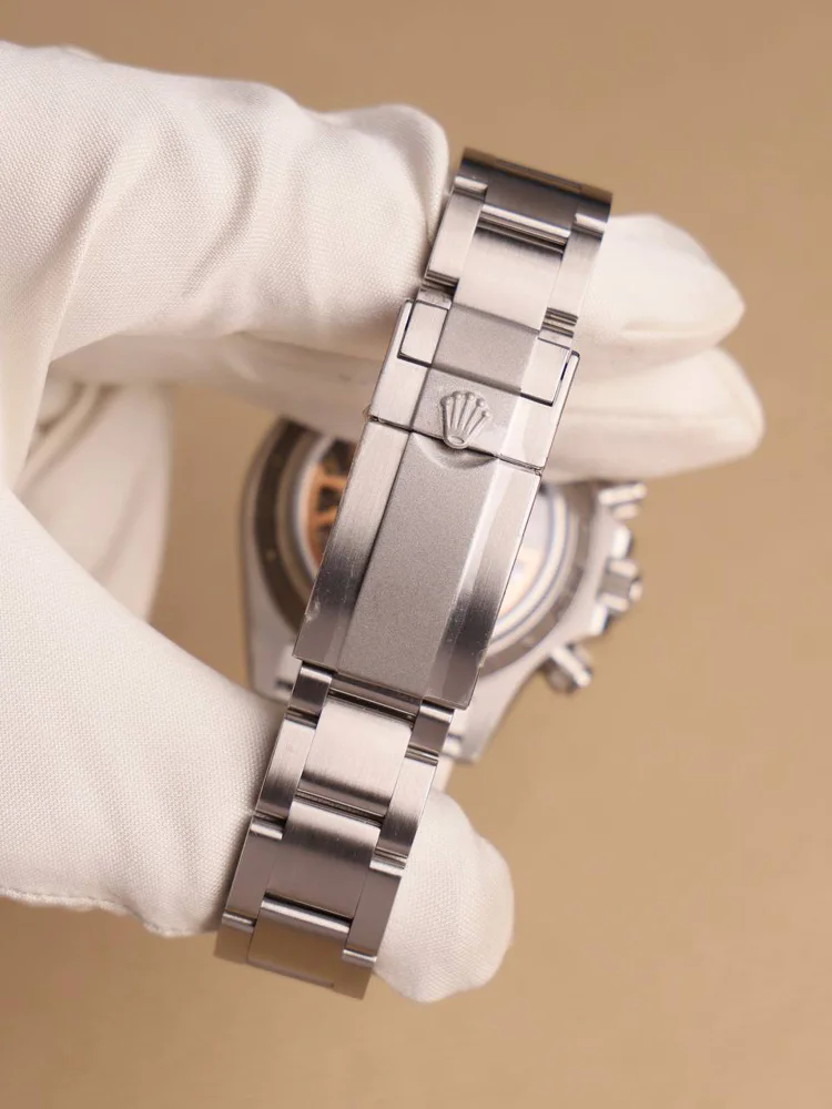 Ventura by Artisans de Genève 2025 Box+Papers