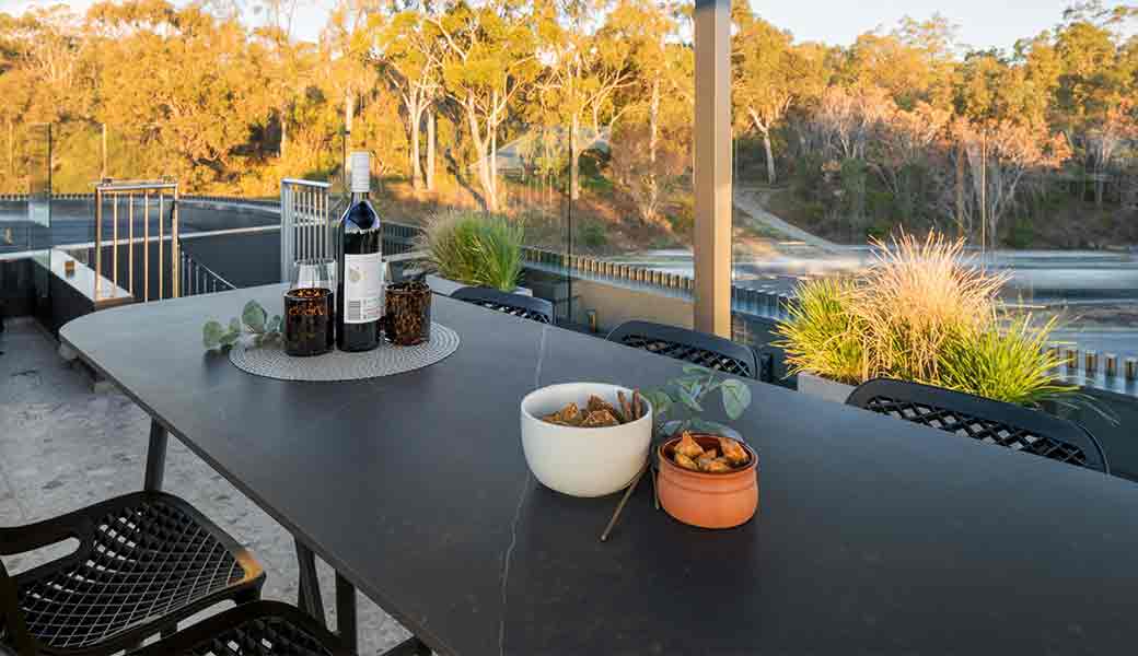 Gartentische mit Keramik Materialauswahl