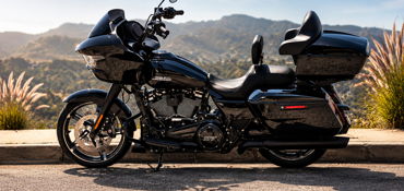 2025 HARLEY-DAVIDSON ROAD GLIDE motorcycle for rent near Irvine, CA