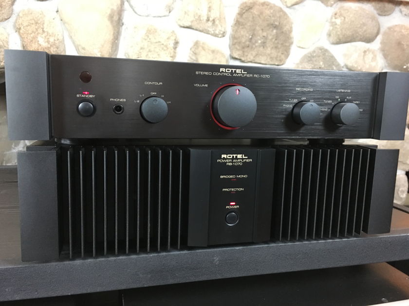 Rotel RC-1070 Preamp, Perfect Condition