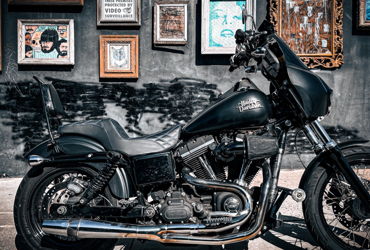 2017 HARLEY-DAVIDSON DYNA STREET BOB motorcycle for rent near San Diego, CA