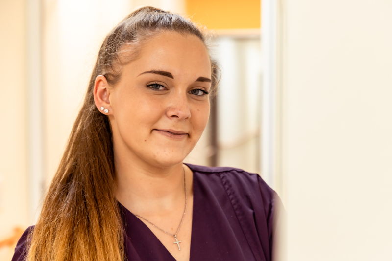 Pflegekraft mit 1-jähriger Ausbildung in der ambulanten Pflege