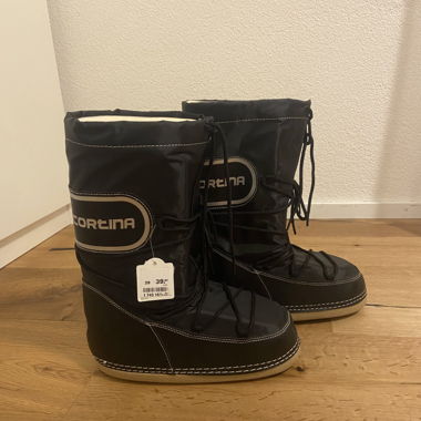 Cortina fake boots