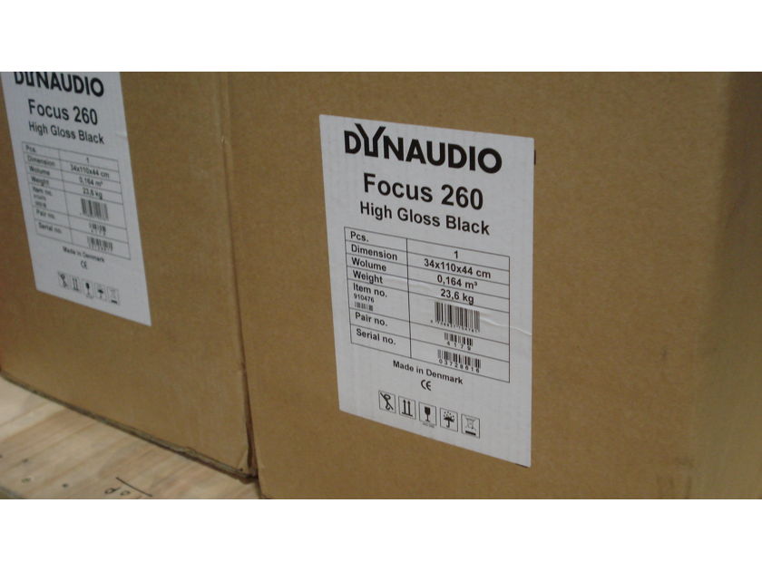 Dynaudio Focus 260 High gloss black Only 8 months old.