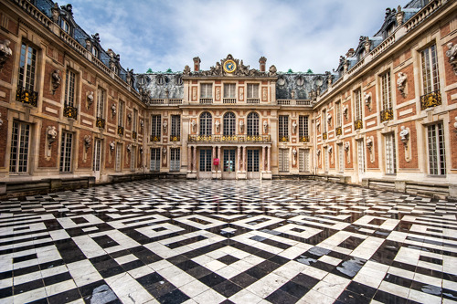 Выездная экскурсия в Версаль в мини-группе (вт, чт, вс)