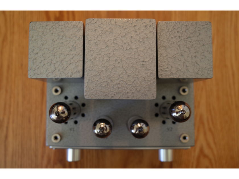 Line Magnetic Mini218 IA Single Ended Vacuum Tube Integrated Amplifier