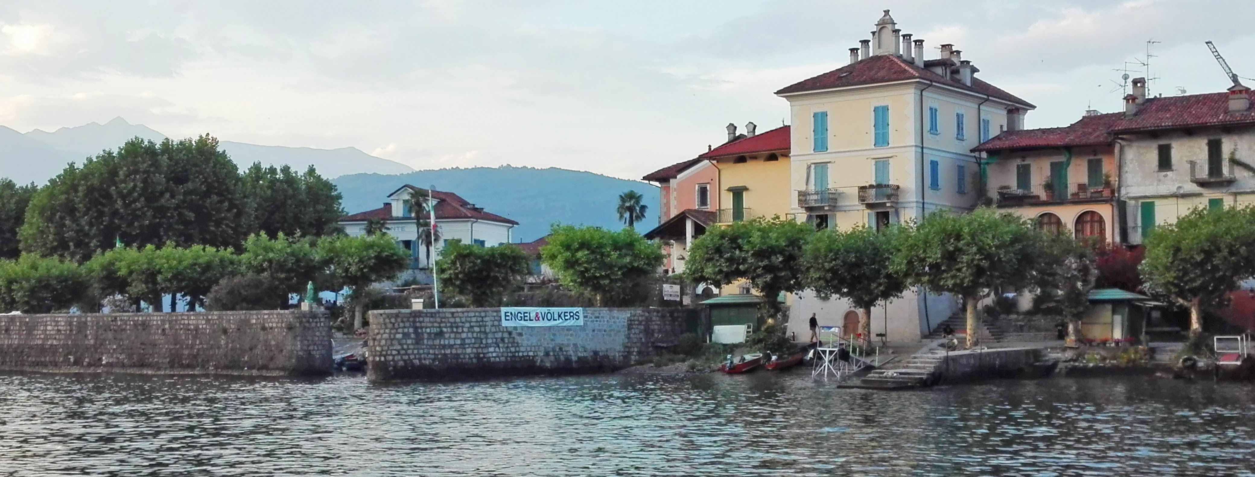 Real Estate at Lago Maggiore villas and prestigious apartments on