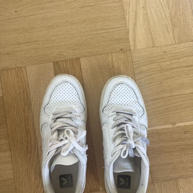 Veja Schuhe weiss