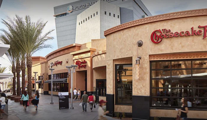Las Vegas North Premium Outlets