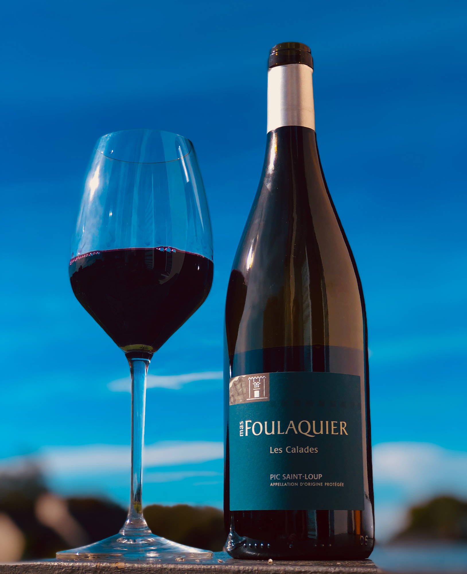 France, vin nature, rawwine, organic wine, vin bio, vin sans intrants, bistro brute, vin rouge, vin blanc, rouge, blanc, nature, vin propre, vigneron, vigneron indépendant, domaine bio, biodynamie, vigneron nature, cave vin naturel, cave vin, caviste, vin biodynamique, bistro brute, Quimper, Finistère, mas foulaquier, pic saint loup, languedoc, jéquier , les calades, pic saint loup, syrah , grenache