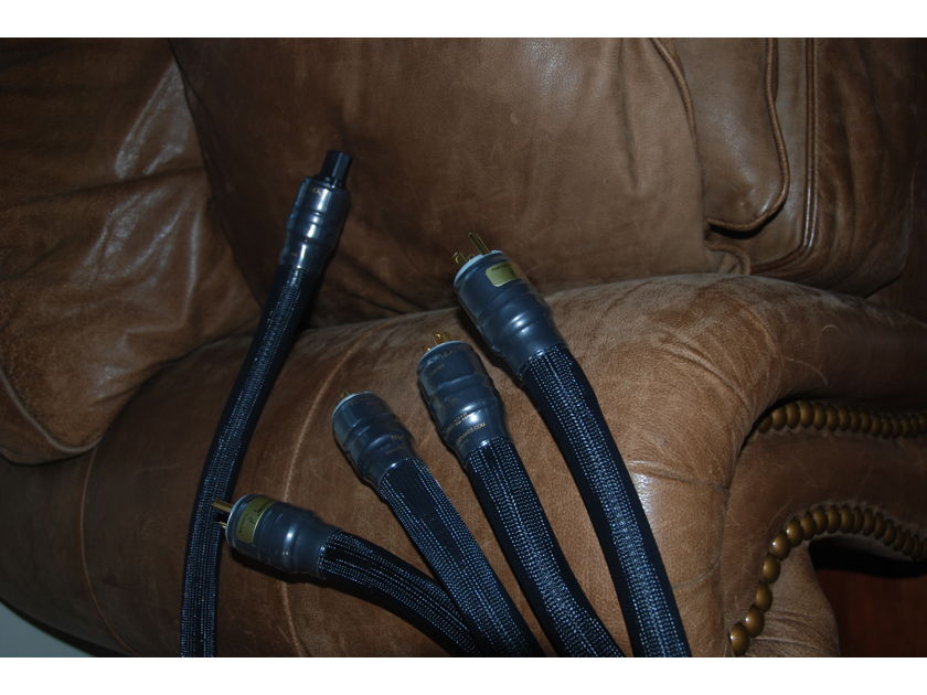 Shunyata Research Black Mamba cx power cord  15amp 6ft long