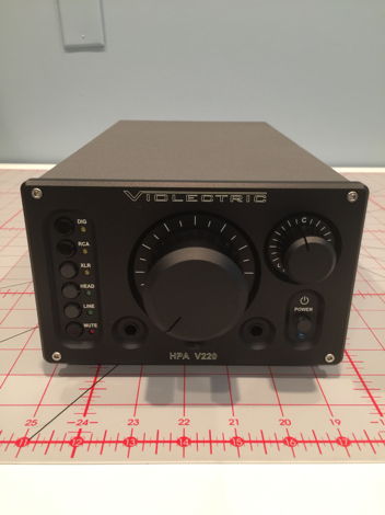 Violectric V220 headphone amplifier/preamp