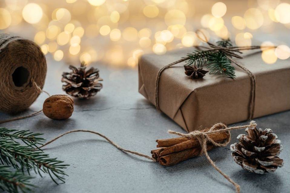 Eco-friendly gift wrapping ideas