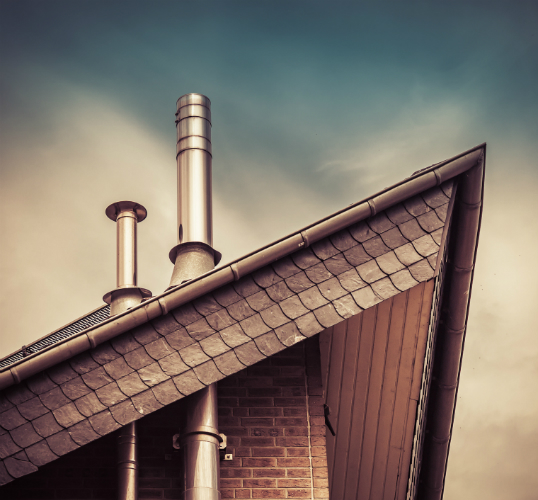 Hamburg - Dachsanierungen sind oft mit großem Aufwand verbunden. Doch mit der richtigen Planung holen Sie das Optimum aus Ihrem Haus heraus und steigern seinen Wert.