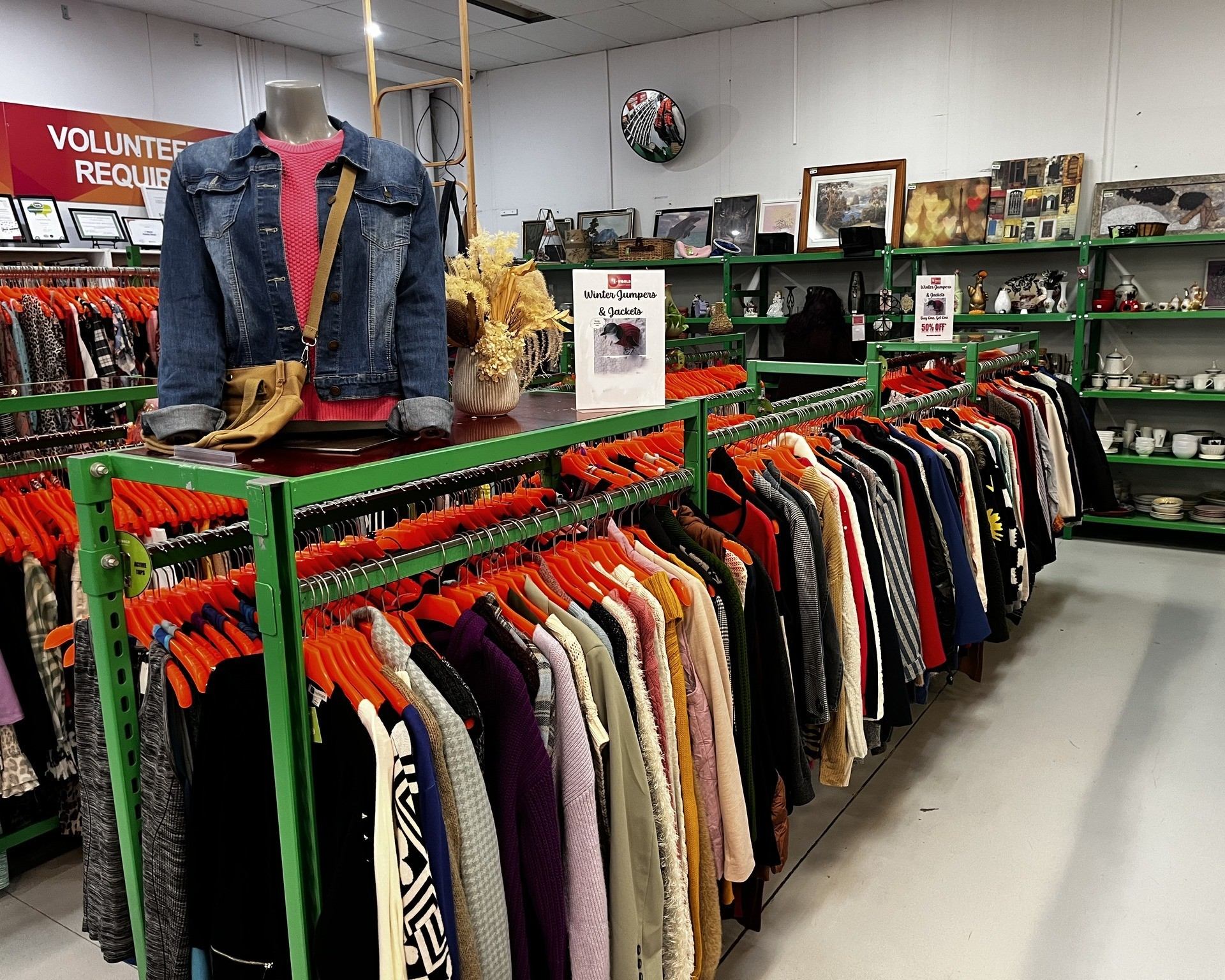 1-World Charity Shop - Image 6