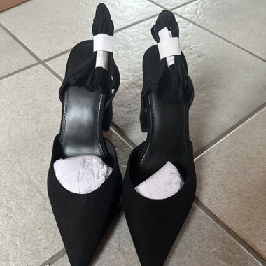 Schnürr high heels