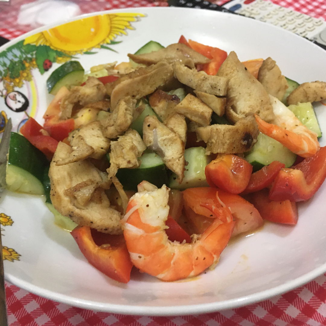 Warm Salad with Prawns n Chicken