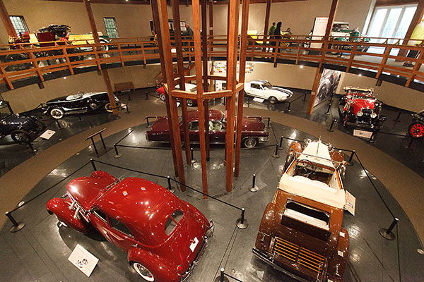 Heritage Museums and Gardens – Automobile Gallery